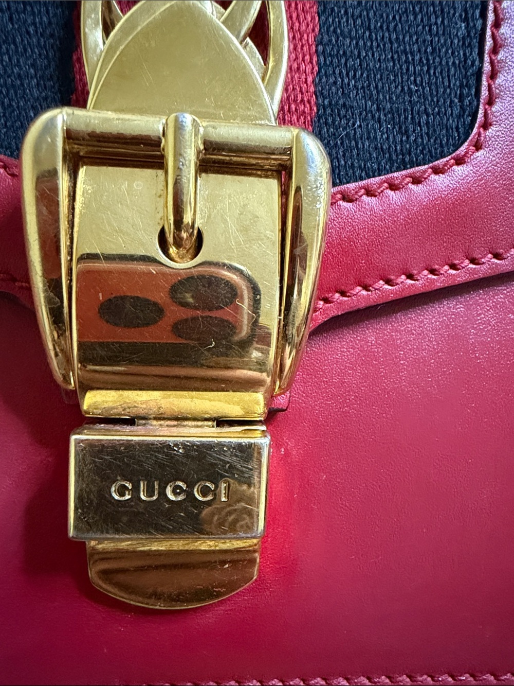 Gucci Red Leather Shoulder Bag with Gold Chain and Black Web Stripe - Picture 3 of 6
